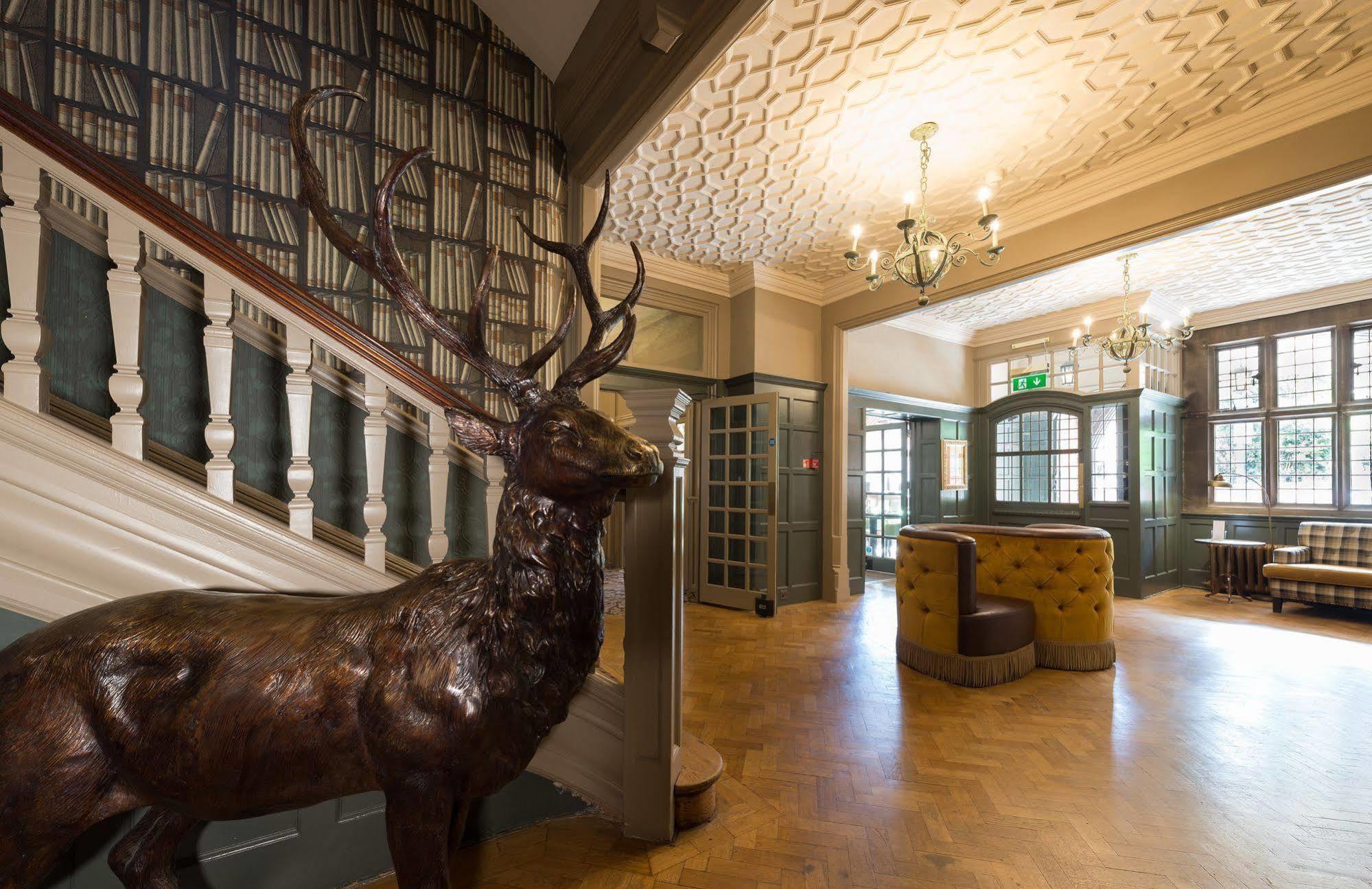 The Crown Manor House 4* Lyndhurst